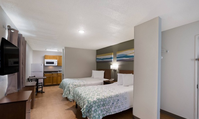 Covington Hotel | HomeTowne Studios by Red Roof Covington, GA