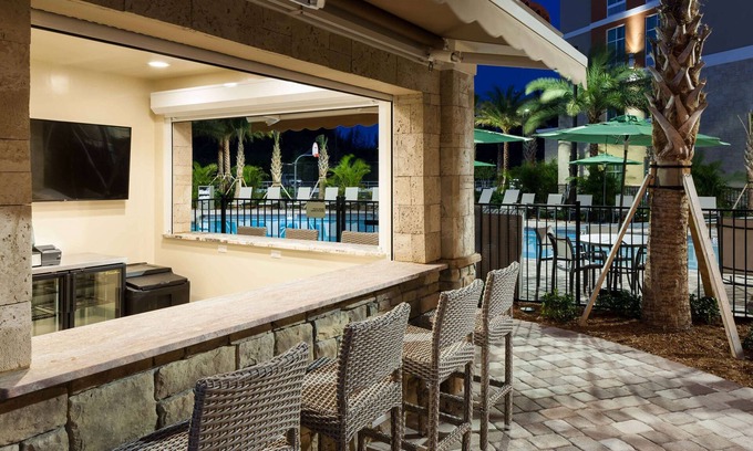 Port Canaveral Hotel | Homewood Suites by Hilton Cape Canaveral-Cocoa Beach