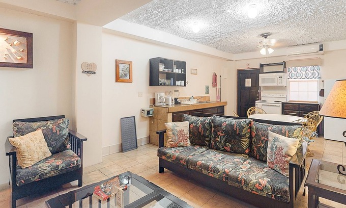 San Pedro House | Homey suite in town w/WiFi, partial AC, shared pool & veranda - walk to beach