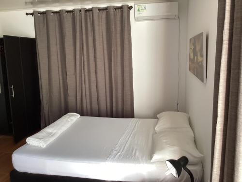 La Loma Apartment | Honey Hill View