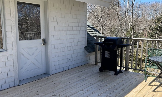 Seawall Cabin | Honeymoon Retreat, quiet and private. Acadia National Park. Major updates 2024!