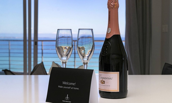 Bloubergstrand Apartment | Horizon Bay 1602 LUX Penthouse with amazing views by HMH