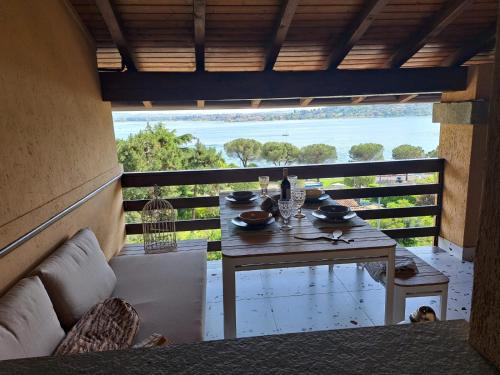 Predore Apartment | Horizon Lake view, Predore