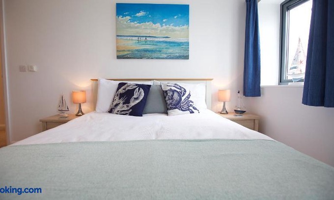 Newquay Apartment | Horizons