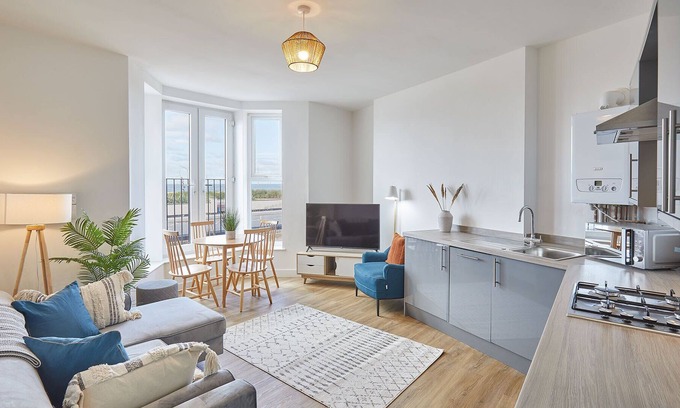 Redcar Apartment | Host & Stay | Flat 1, Glenholme House