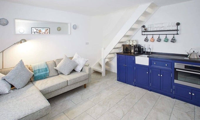 Staithes House | Host & Stay | Harbour Cottage
