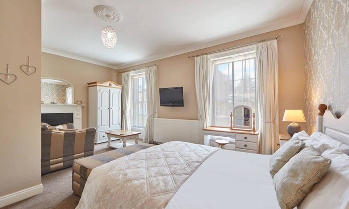 Richmond House | Host & Stay | Rosedale House