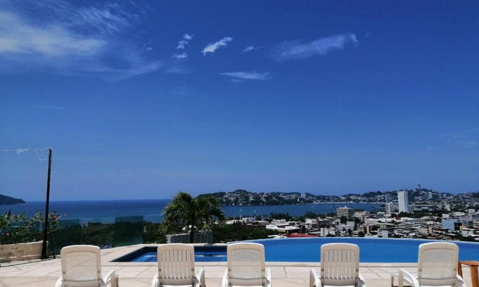 Hornos Insurgentes House | Hostal Bahía Acapulco II