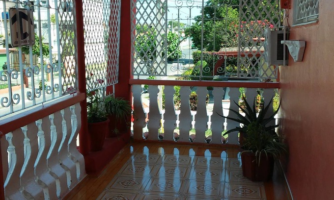 Cienfuegos House | Hostal Barceló