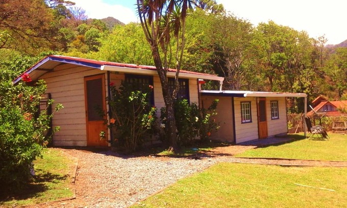 Alto Lino Hostel | Hostal Casa Pedro Boquete