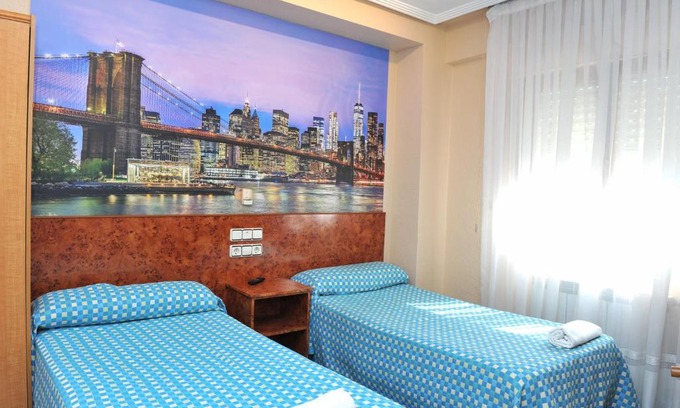 Azagra House | Hostal Venecia