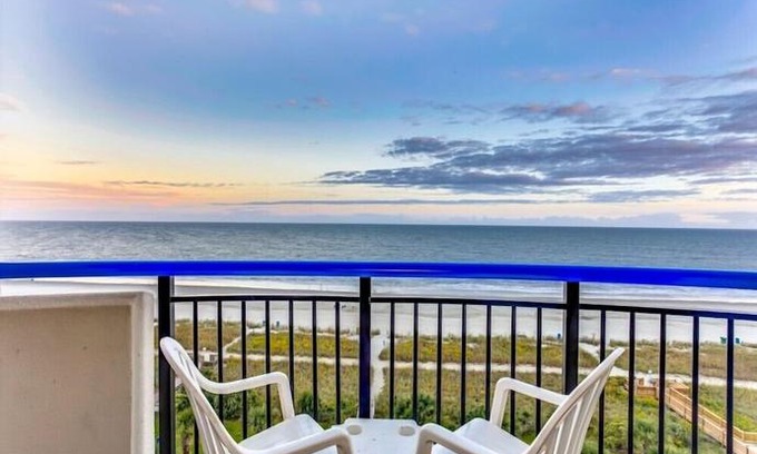 Myrtle Beach Apartment | Hosteeva Boardwalk Ocean-front Condo