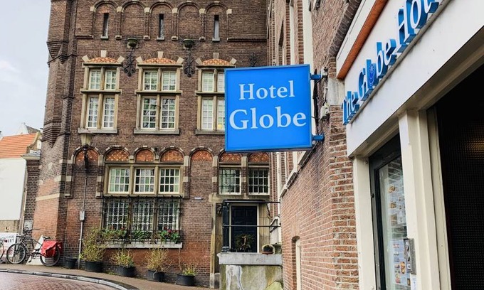 Red Light District Hostel | Hostel ∙ 8 guests