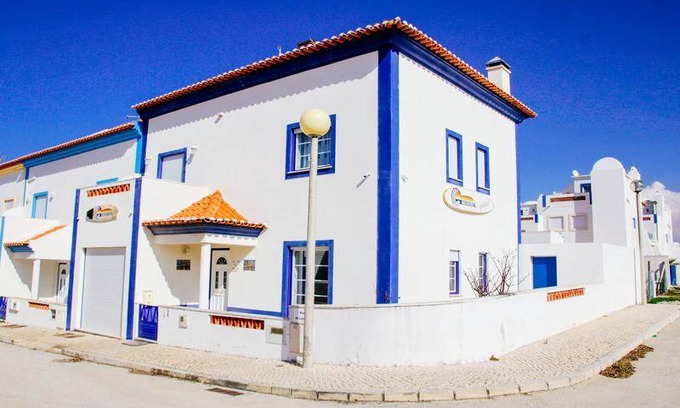 Baleal Hostel | Hostel ∙ 8 guests
