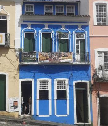 Pelourinho Hostel | Hostel Ateliê Laroyê