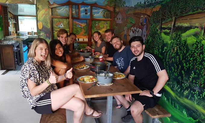 Santa Elena House | Hostel Monteverde Backpackers