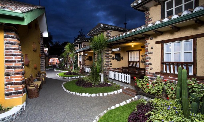 San Miguel de Salcedo Hotel | Hosteria Rumipamba De Las Rosas