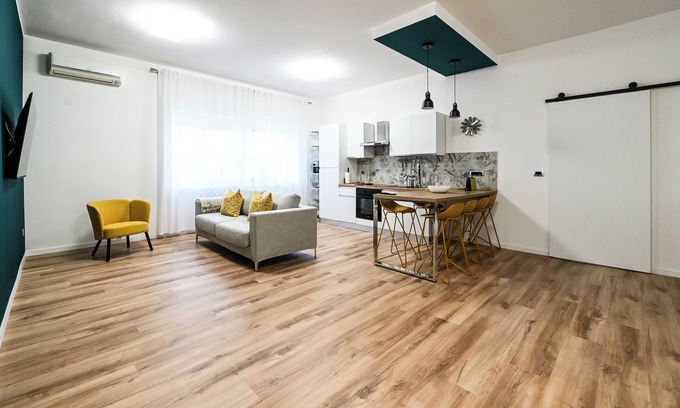 Quartiere XXXIV Lido di Ostia Levante Apartment | HOSTia big apartment