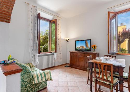 Cascina Apartment | Hostly - Il Gelsomino di San Prospero