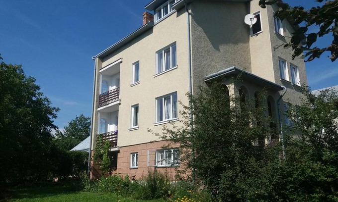 Lviv Oblast House | Hostynna Sadyba