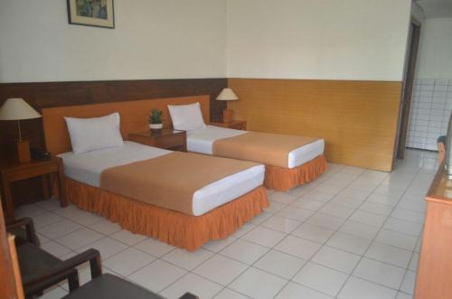 Jatibarang Hotel | HOTEL ANEKA BARU