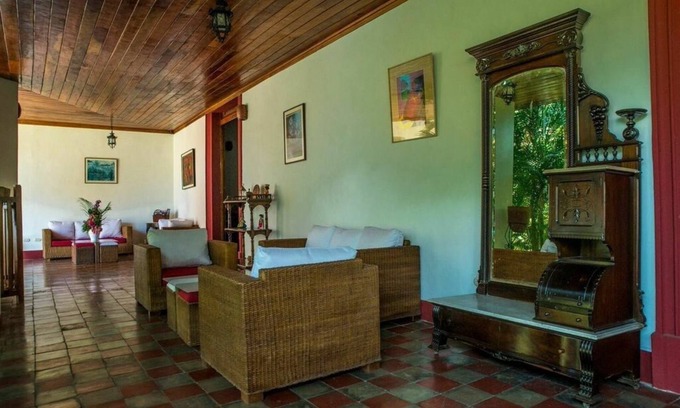 Granada Hotel | Hotel Antigua Estación Granada
