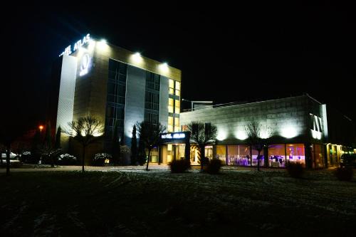 Republika Srpska Hotel | Hotel Atlas Ugljevik