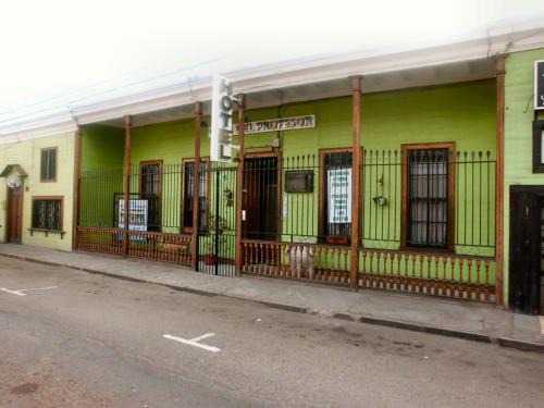 Iquique House | Hotel Casa del Profesor