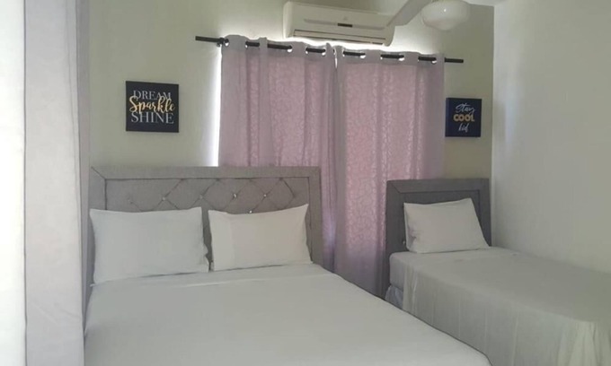 Centro House | Hotel Casa Docia - Double Room With Balcony 2 adults 1 child - 3