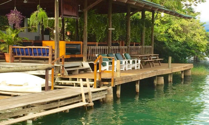 Rio Dulce Hotel | Hotel Catamaran