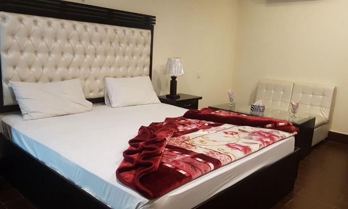 Punjab Hotel | Hotel Civic - Gujranwala