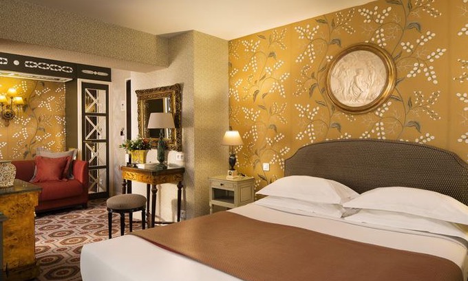 Latin Hotel | Hotel des Grands Hommes