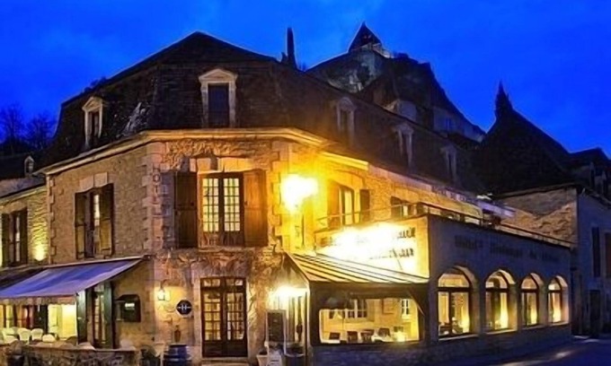 Beynac-et-Cazenac Hotel | Hotel du Chateau