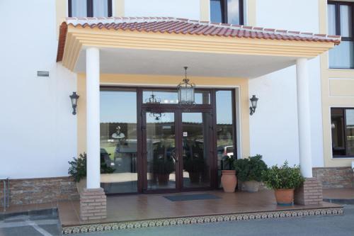 Villanueva del Trabuco Hotel | Hotel El Capricho