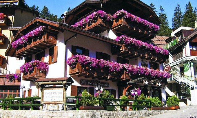 Madonna di Campiglio Hotel | Hotel Garnì La Montanara