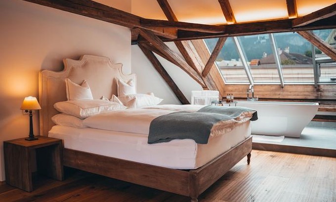 Hall In Tirol Hotel | Hotel Goldener Engl