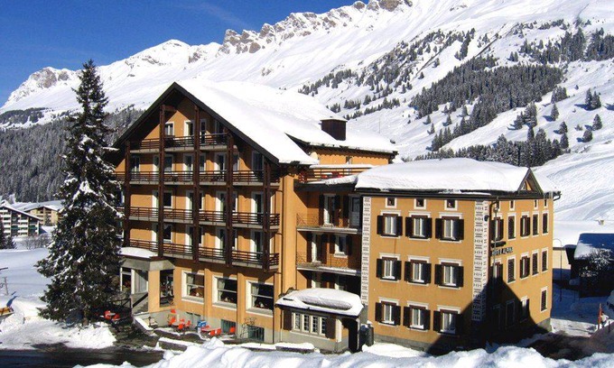 Parpan Hotel | Hotel ∙ Hotel Alpina - INCL. LIFT PASS Double room/addl. bed, bath/wc (Deluxe), HB