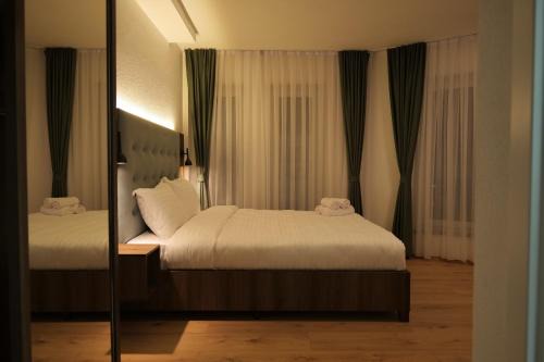 Mejë Hotel | Hotel Kulla e Sahatit
