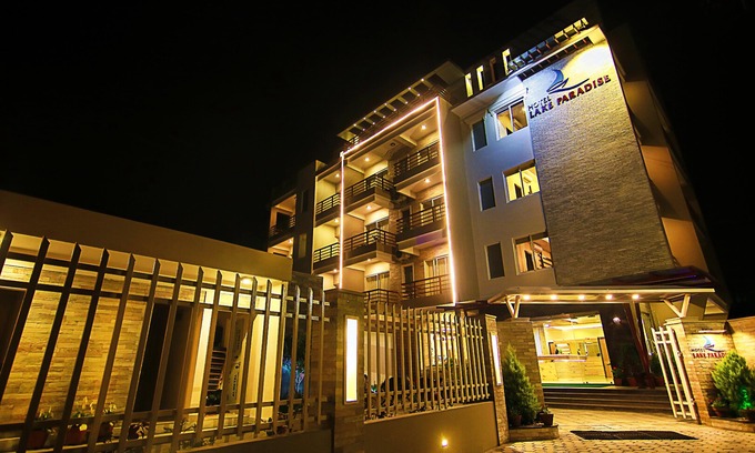 Pokhara Hotel | Hotel Lake Paradise