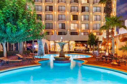 Juarez Municipality Hotel | Hotel Lucerna Ciudad Juarez