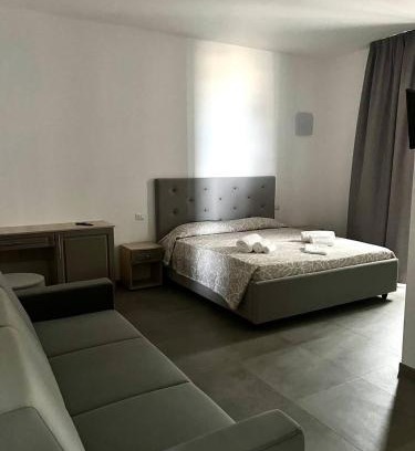 Vico del Gargano Hotel | Hotel Marechiaro - Direttamente sul mare