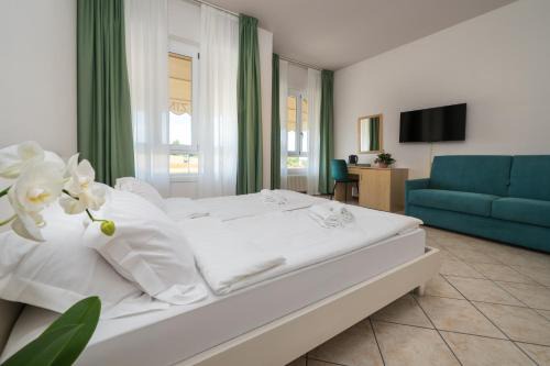 Lazise Apartment | Hotel MAX Lazise