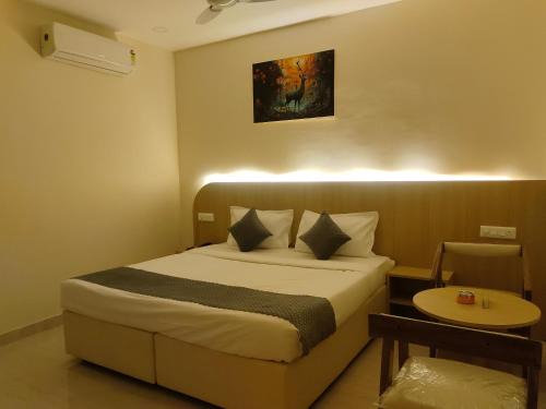 Hanmakonda Hotel | Hotel Meridian Blue