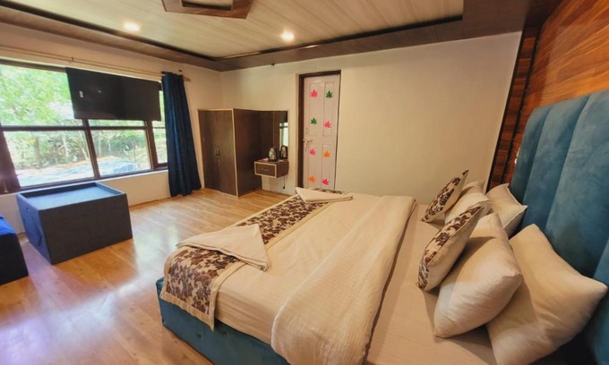 Pahalgam House | Hotel Pahalgam Woods Cottage, Pahalgam