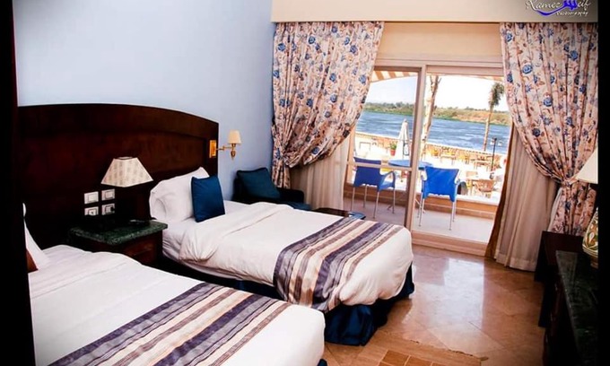 El Minya Bed & Breakfast | Hotel Room With River View - Al Minya Corneish