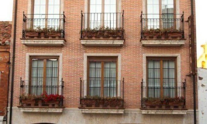 Monzon de Campos Hotel | Hotel Rural la Concordia