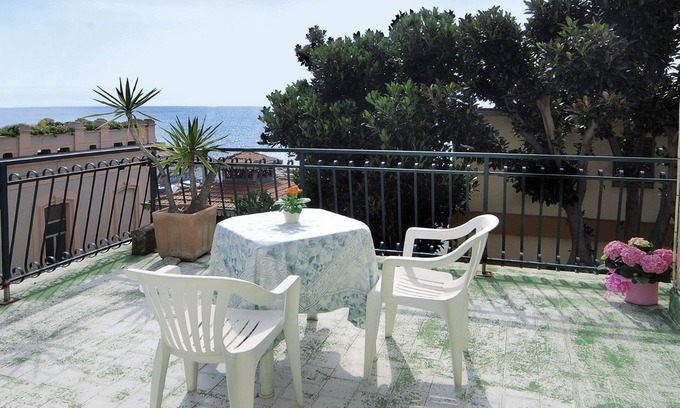Ospedaletti Hotel | Hotel Savoia