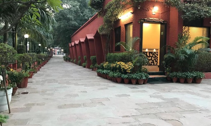 Taj Ganj Hotel | Hotel Sheela, 100m from Taj Mahal