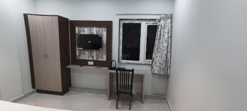 Varanasi Hotel | Hotel Shri Vishwanath