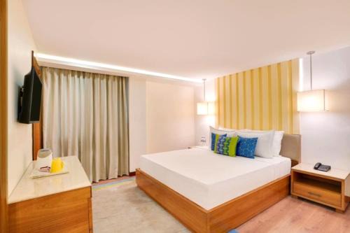 South West Hotel | Hotel Tark Premium Near IGI Airport